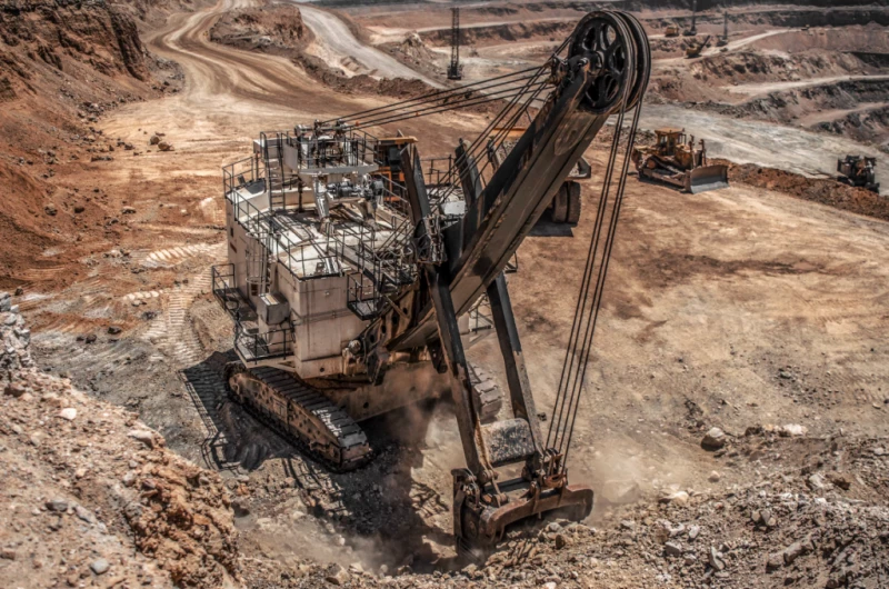 Открытая добыча железной руды: безопасный и эффективный способ добычи