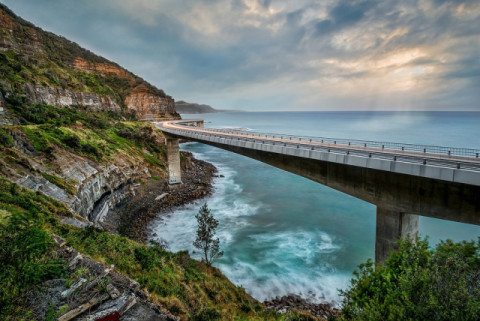 Sea Cliff Bridge - автомобильн