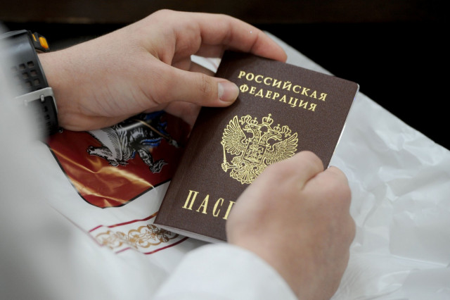 Что делать если иностранный работник получил гражданство РФ