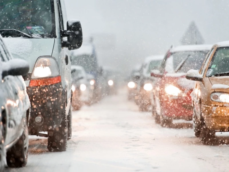 Опоздание или неявка на работу из-за снегопада – основание для дисциплинарной ответственности?