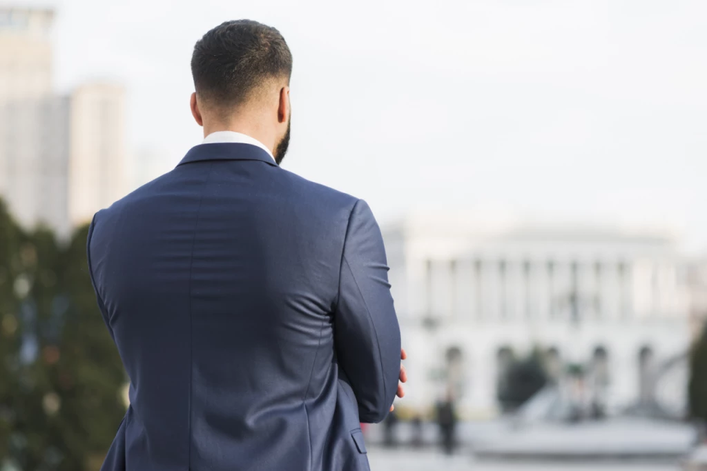 Перечень льгот для государственных служащих в 2024