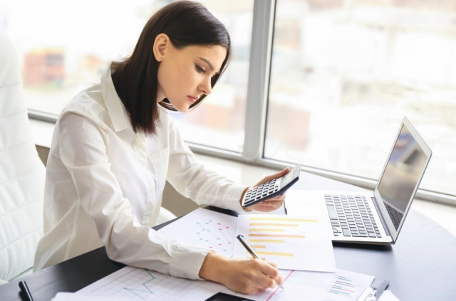 Особенности изменения системы оплаты труда в организации