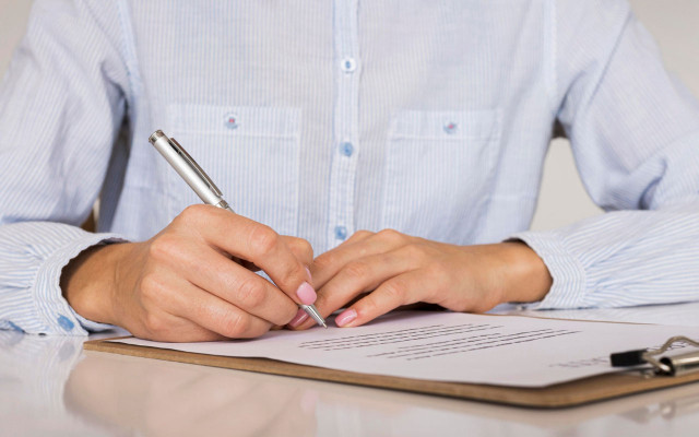 Расписка с работника: когда нужно брать и как правильно оформить