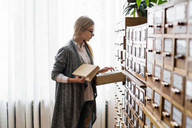 Переименование компании: действия кадровика