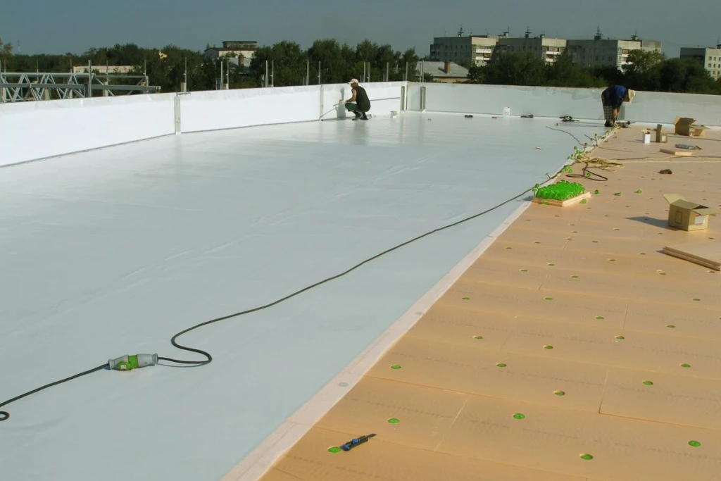 Устройство мембранной кровли, определение стоимости работ.